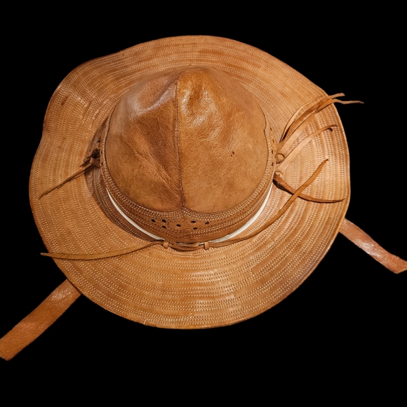 Vintage Leather Children's Hat - Picture 2 of 9